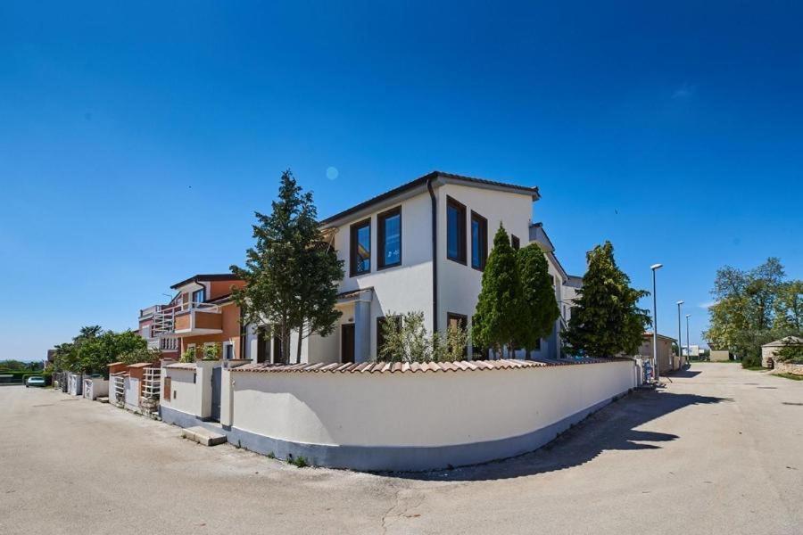 Apartment Iriska Novigrad Istria 外观 照片