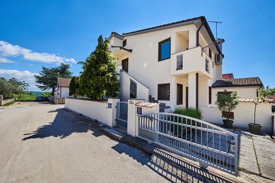 Apartment Iriska Novigrad Istria 外观 照片